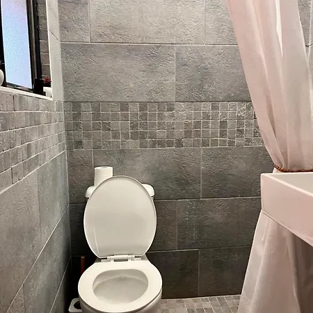 Louisa - Ac Close To The Sea - By Tgb * 아작시오