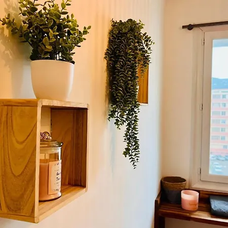 Louisa - Ac Close To The Sea - By Tgb Ajaccio (Corsica)